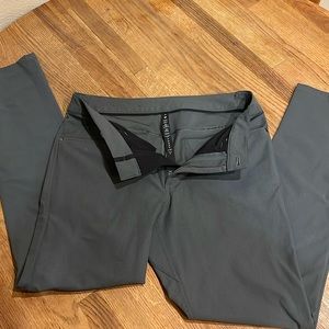 Lululemon ABC slim fit